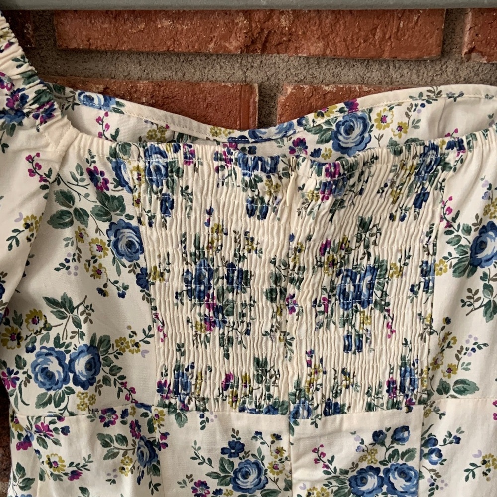 ASTR The Label White Blue Floral Puff Sleeve Dress - Picture 8 of 8